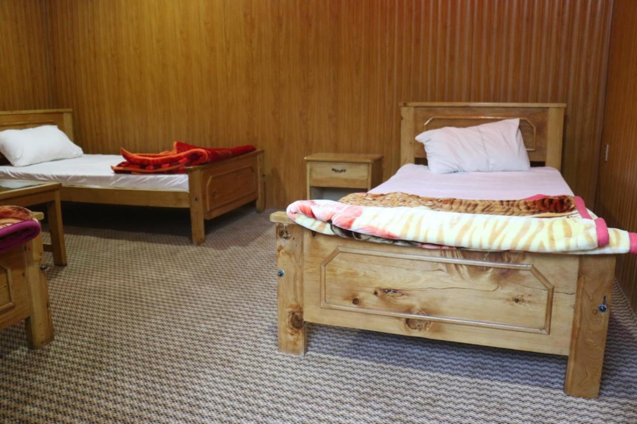 Golden Peak Guest House 길기트 외부 사진